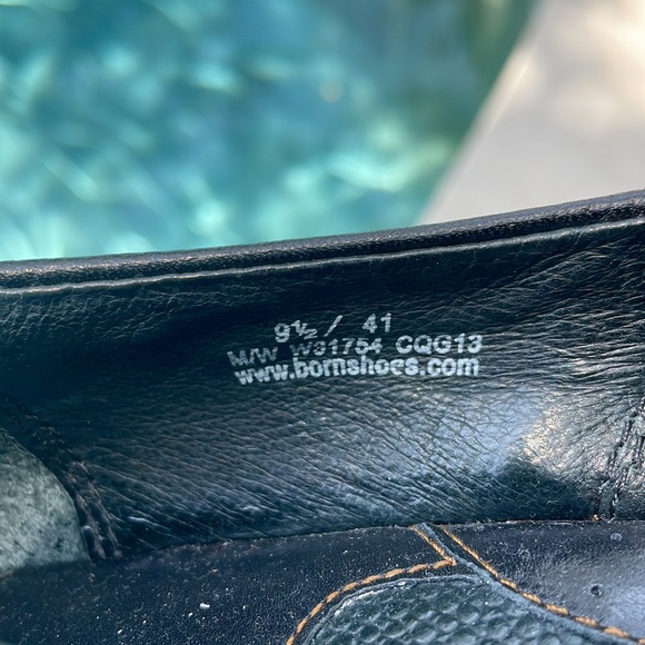 Born Clogs - Picture 6 of 8